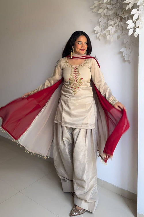 Tebby Organza Farshi Pant Suit Set with Embroidery Thread Work