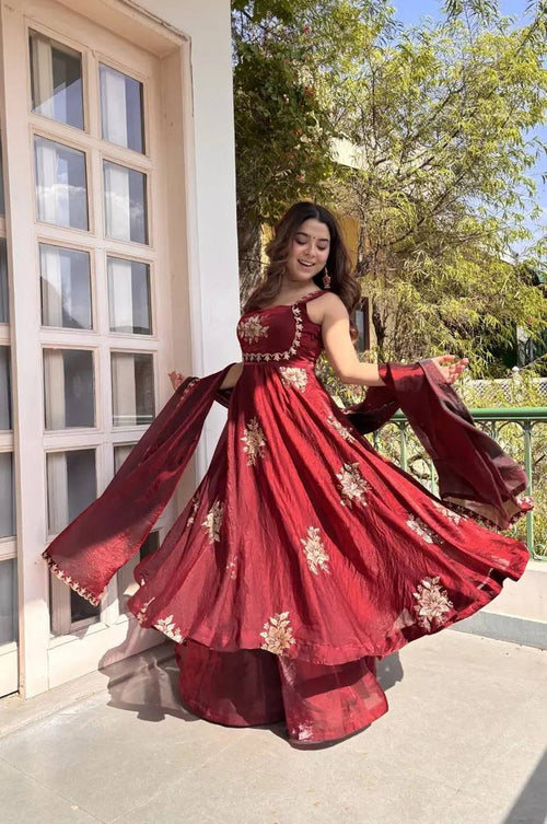 Maroon Fendy Silk Suit Set with Thread & Sequence Work